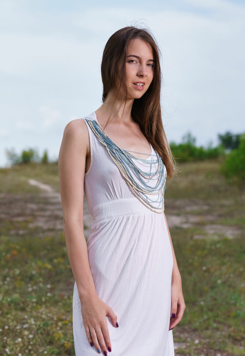 Зарина, 24